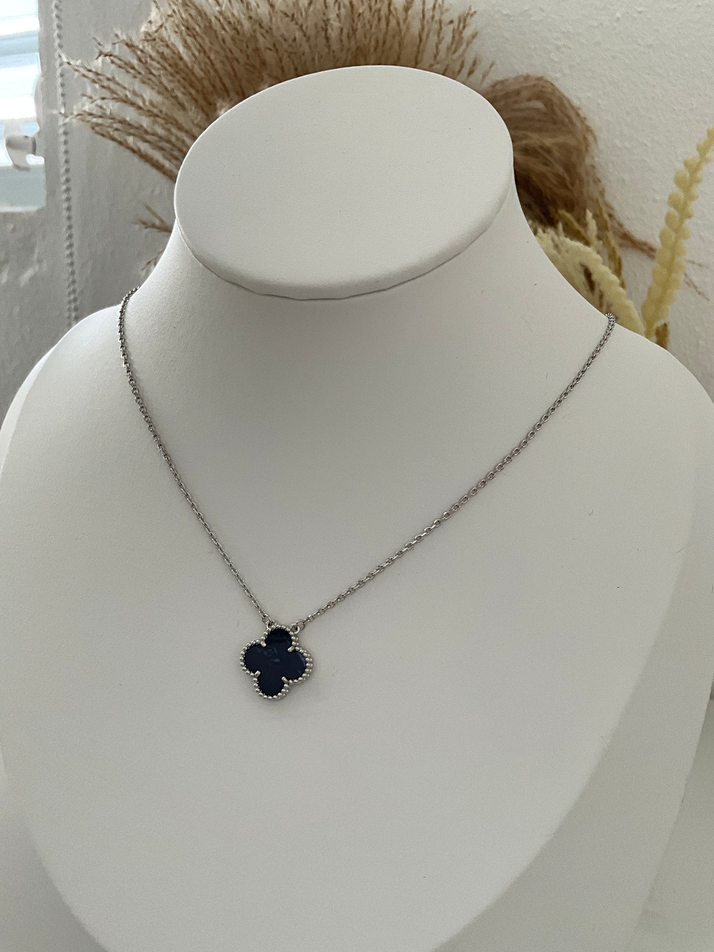 VCA Necklaces Silver