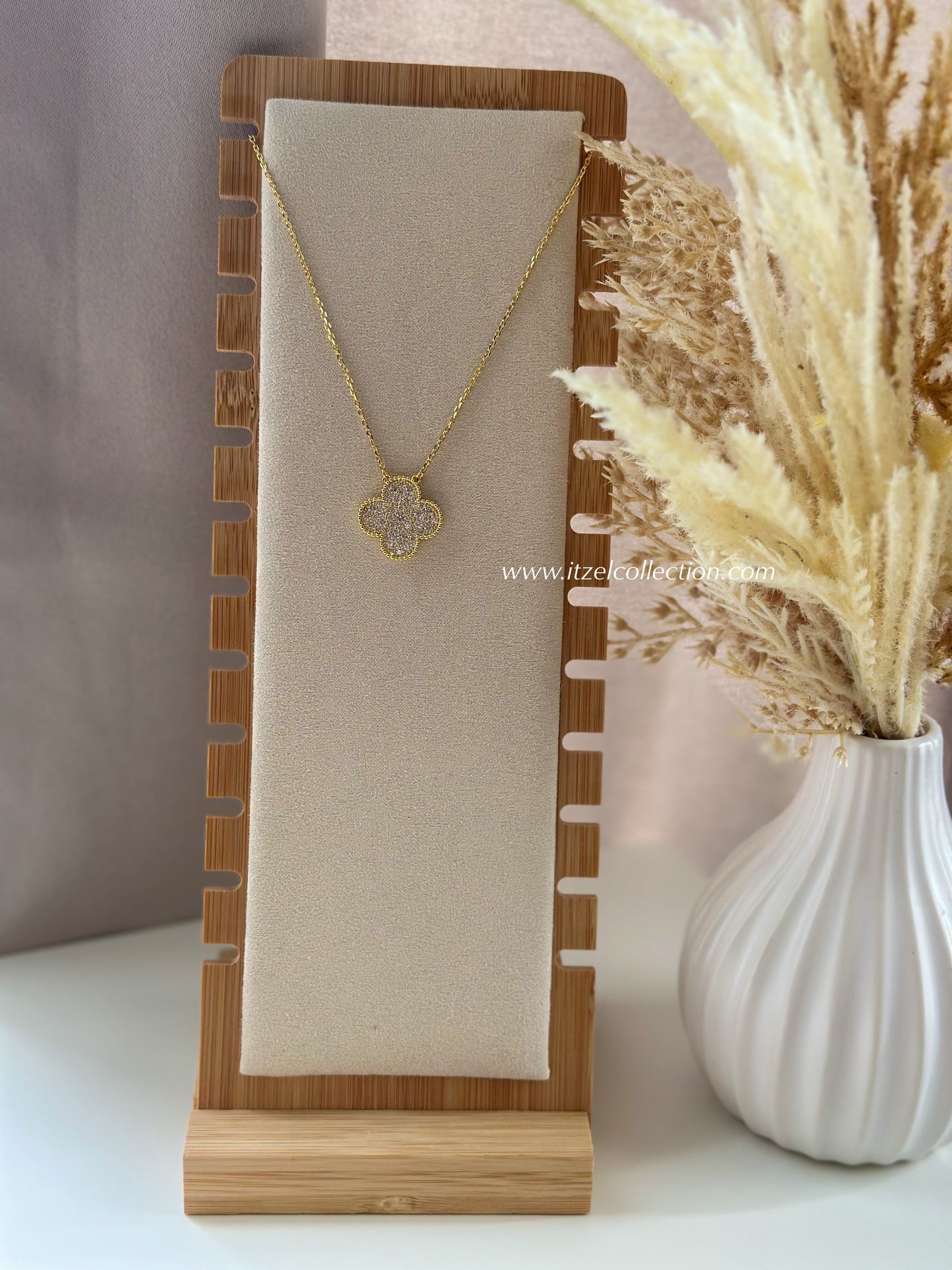 VCA Medium Necklace