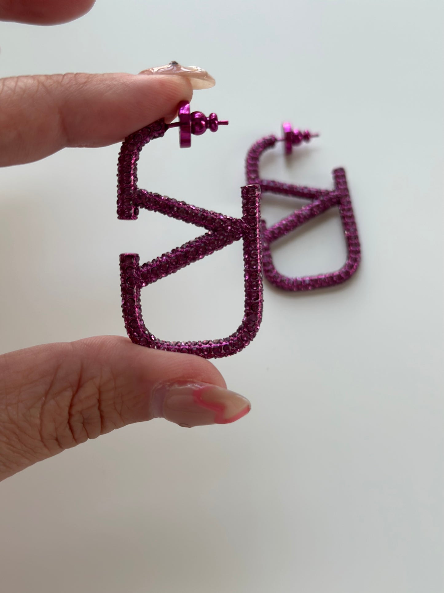 Valentina’s Earrings 🖤💜