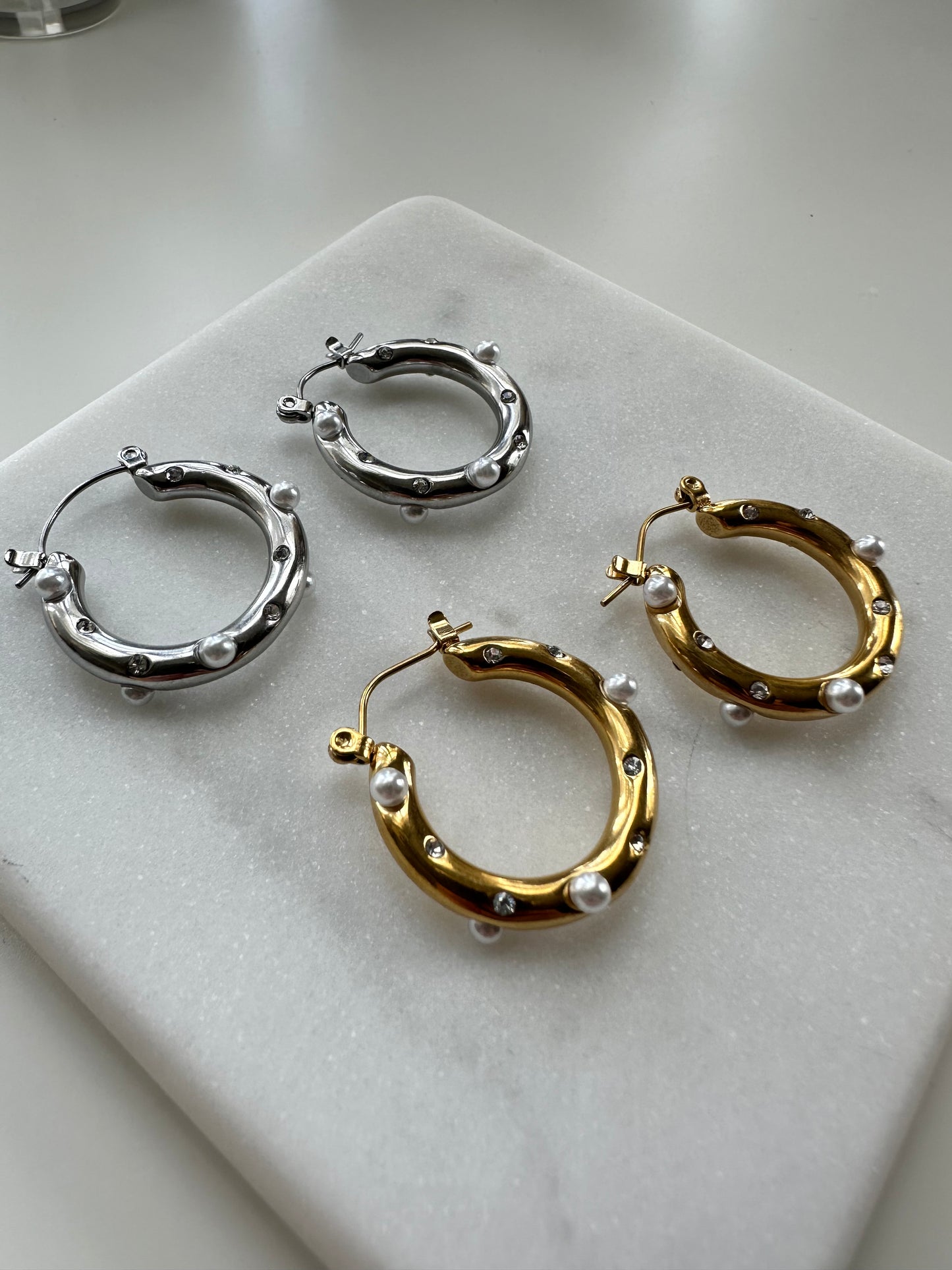 Sara Hoops Earrings