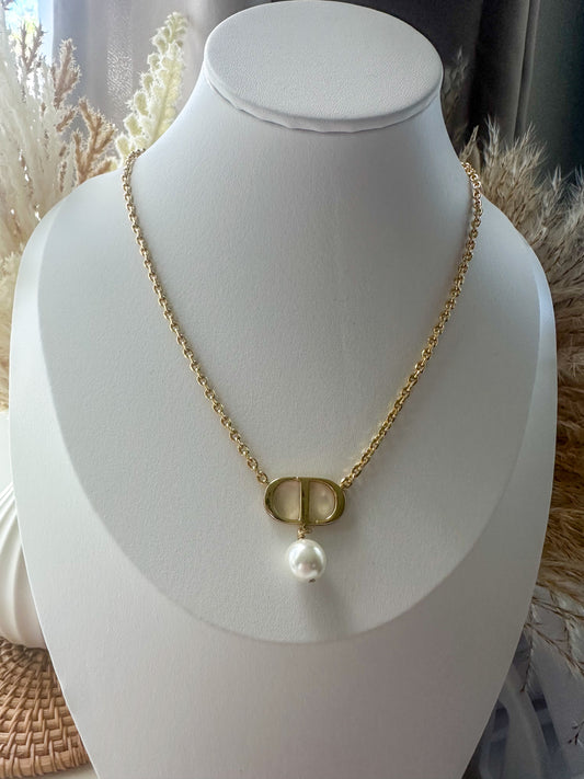 CD Pearl Necklaces